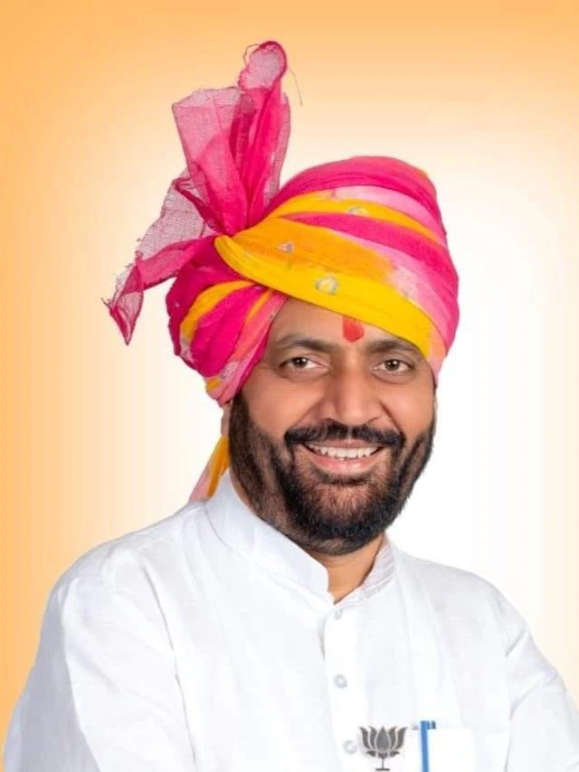 who-is-nayab-singh-sain